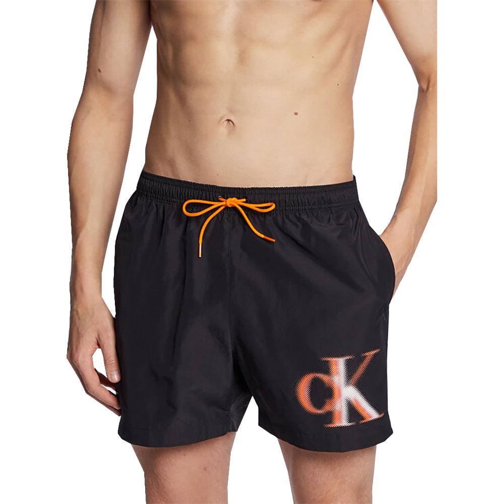 KM0KM00800 ΒΕΗ MEDIUM DRAWSTRING-GRAPHIC CALVIN KLEIN ΑΝΔΡΙΚ. ΜΑΓΙΩ ΜΑΥΡΟ
