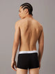 000NB3963A UB1  MODERN COTTON 3PK CALVIN KLEIN ΑΝΔΡΙΚ. ΕΣΩΡΟΥΧΟ ΜΠOΞΕΡ 3 PACK Σετ 3 TEM classic Fit , χρώματα: 3 MAYΡΑ ΜΕ ΛΕΥΚΑ ΛΑΣΤΙΧΑ ΜΕ ΜΑΥΡΟ ΛΟΓΟΤΥΠΟ ΤΗΣ ΕΤΑΙΡΕΙΑΣ